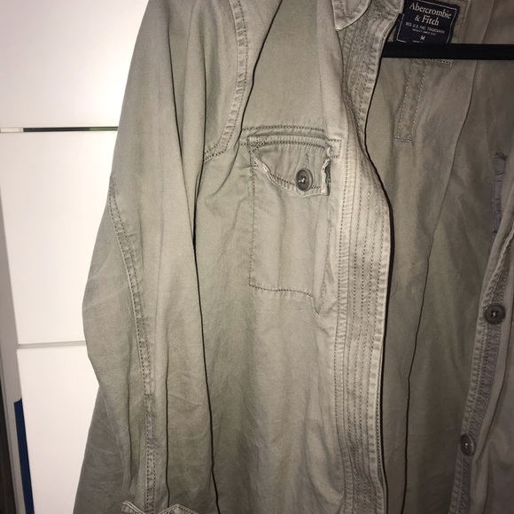 Jacket - Picture 3 of 4